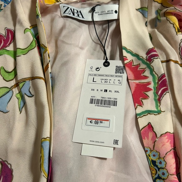 Zara Multicolor Floral Robe - Picture 2 of 2